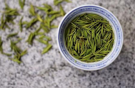 黄金般的汤色，仙饮般的滋味！探索中国四大黄茶的神秘魅力！